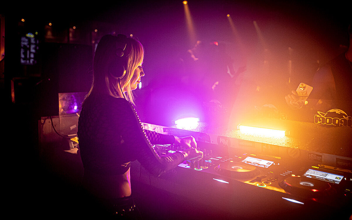 2022 12 31 Airport Marika Rossa 31 2022 12 31 Airport Marika Rossa 31