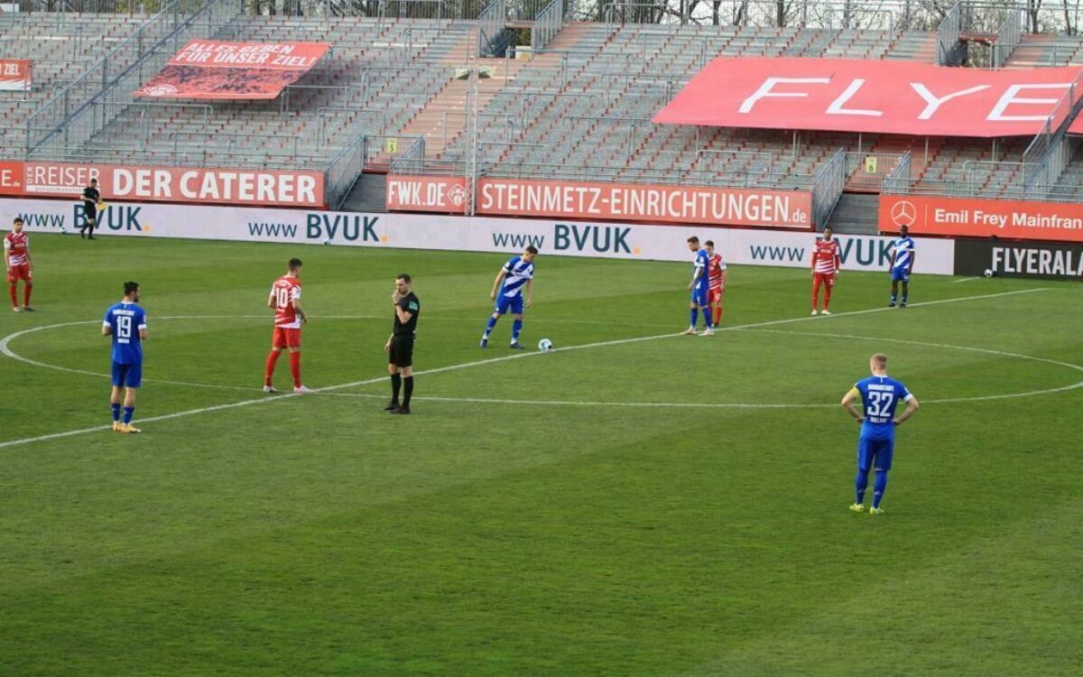 Anpfiff 2 Bundesliga Wuerzburger Kickers Darmstadt 98 Anpfiff 2 Bundesliga Wuerzburger Kickers Darmstadt 98