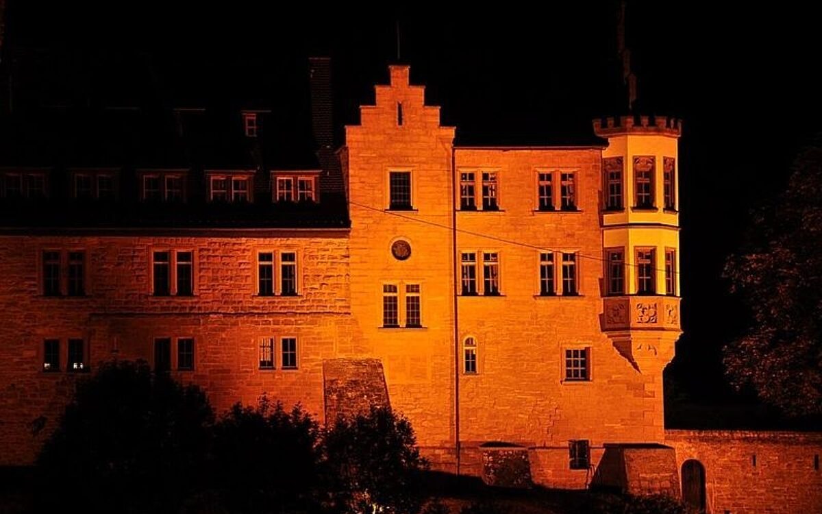 Burg Rieneck bei Nacht Burg Rieneck bei Nacht
