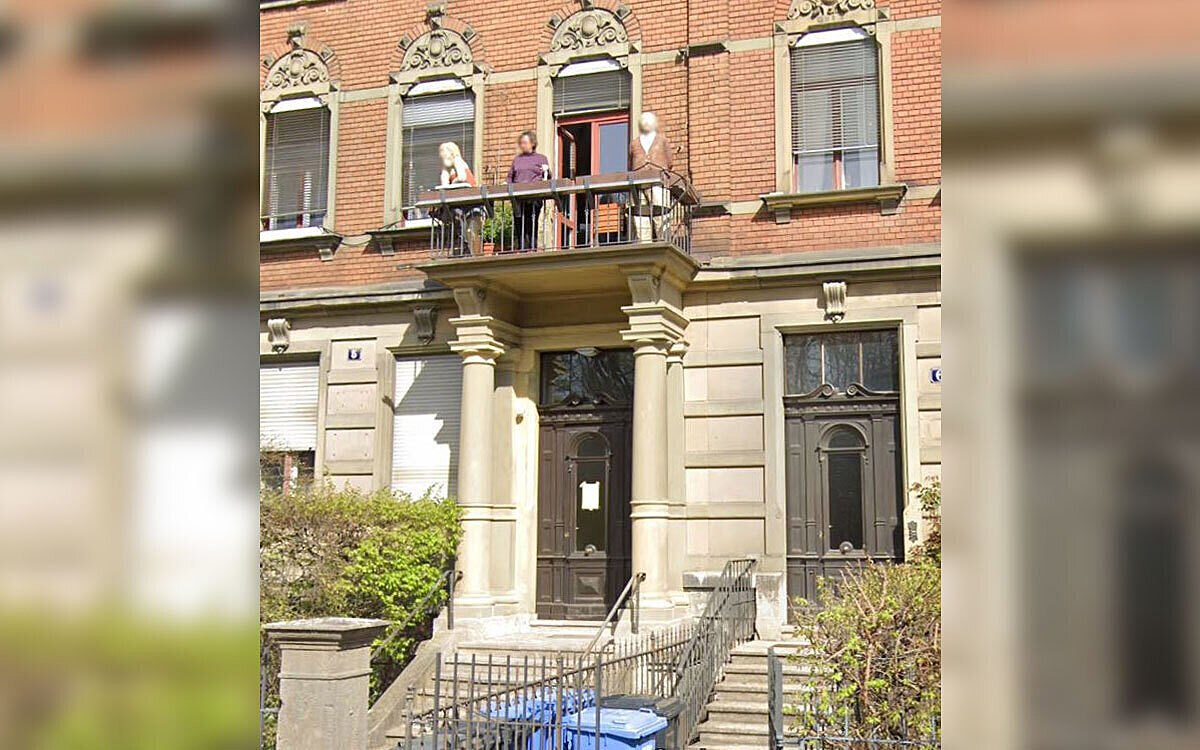 Gepixelte Statuen Bismarkstrasse WEB Gepixelte Statuen Bismarkstrasse WEB