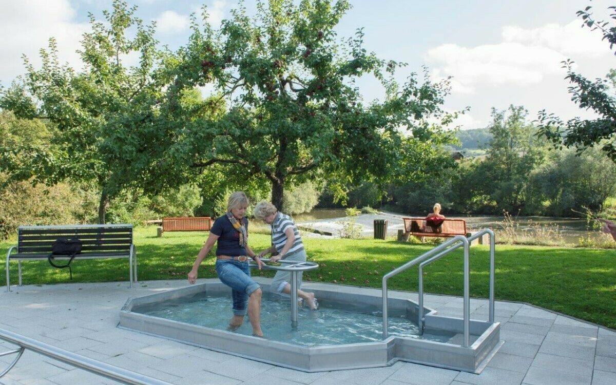 Kneipp Fußtretbecken 16 09 2014 Foto H J Hummel 2 Kneipp Fußtretbecken 16 09 2014 Foto H J Hummel 2