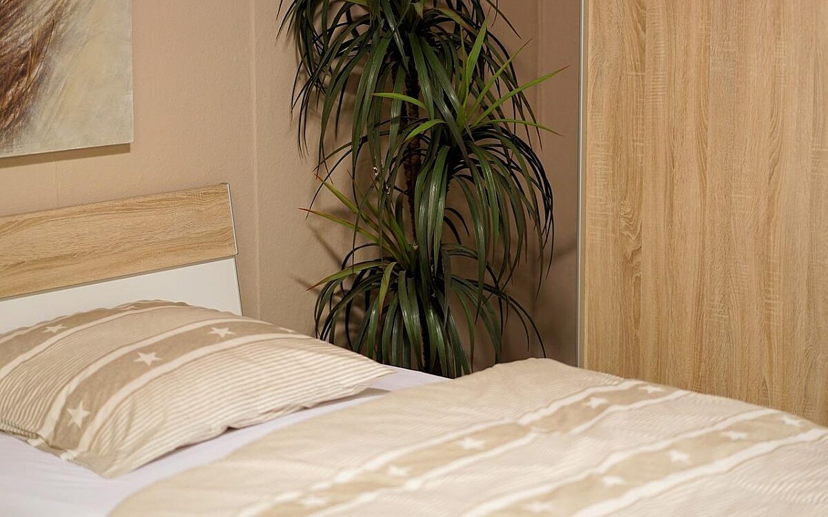 Bett Zimmer Übernachtung - pixabay.com Bett Zimmer Übernachtung - pixabay.com