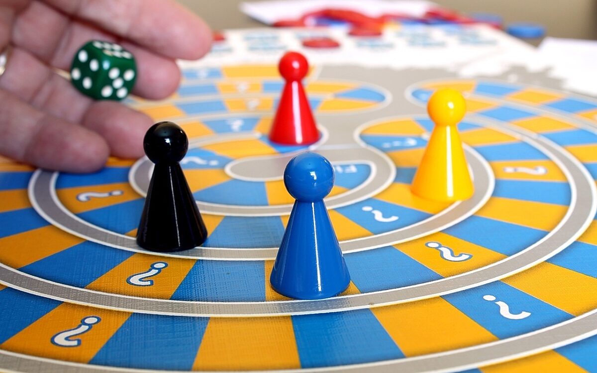 Family game 588908 1280 Family game 588908 1280