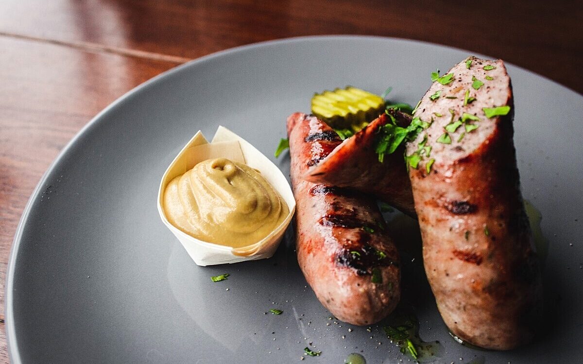 Louis hansel Je J5 Ip CG1mw unsplash Louis hansel Je J5 Ip CG1mw unsplash