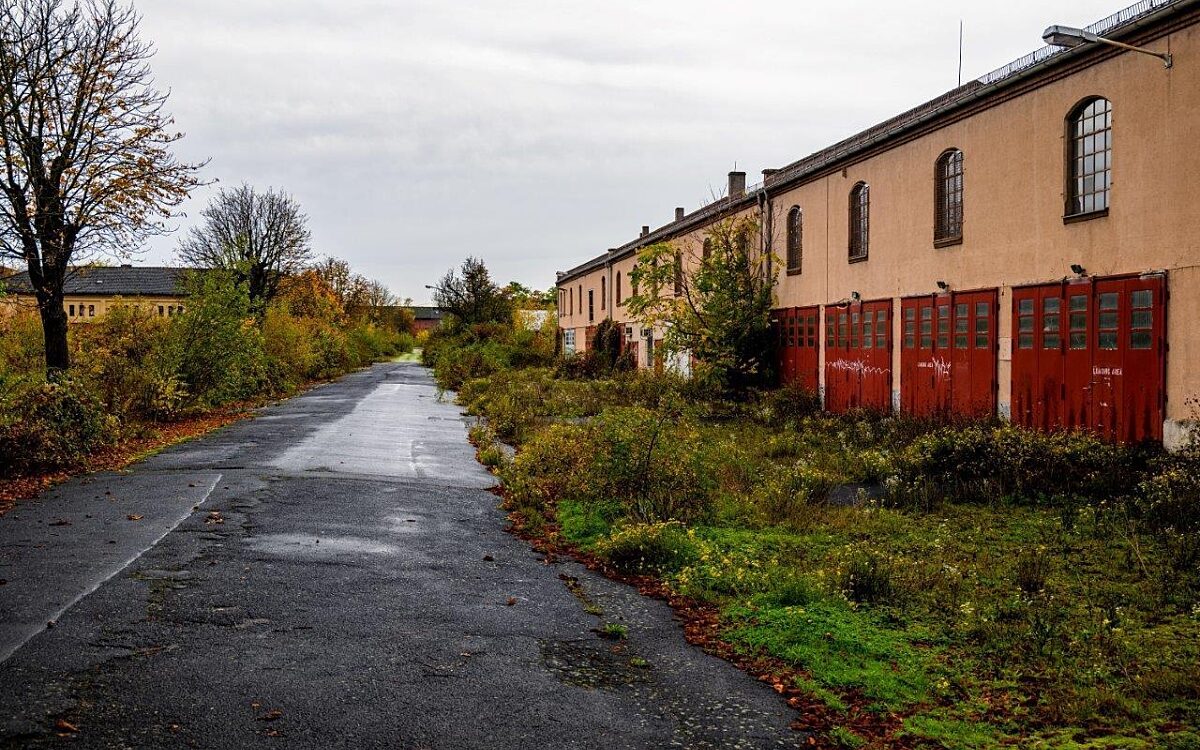 Maschinenhallen der Faulenbergkaserne Maschinenhallen der Faulenbergkaserne