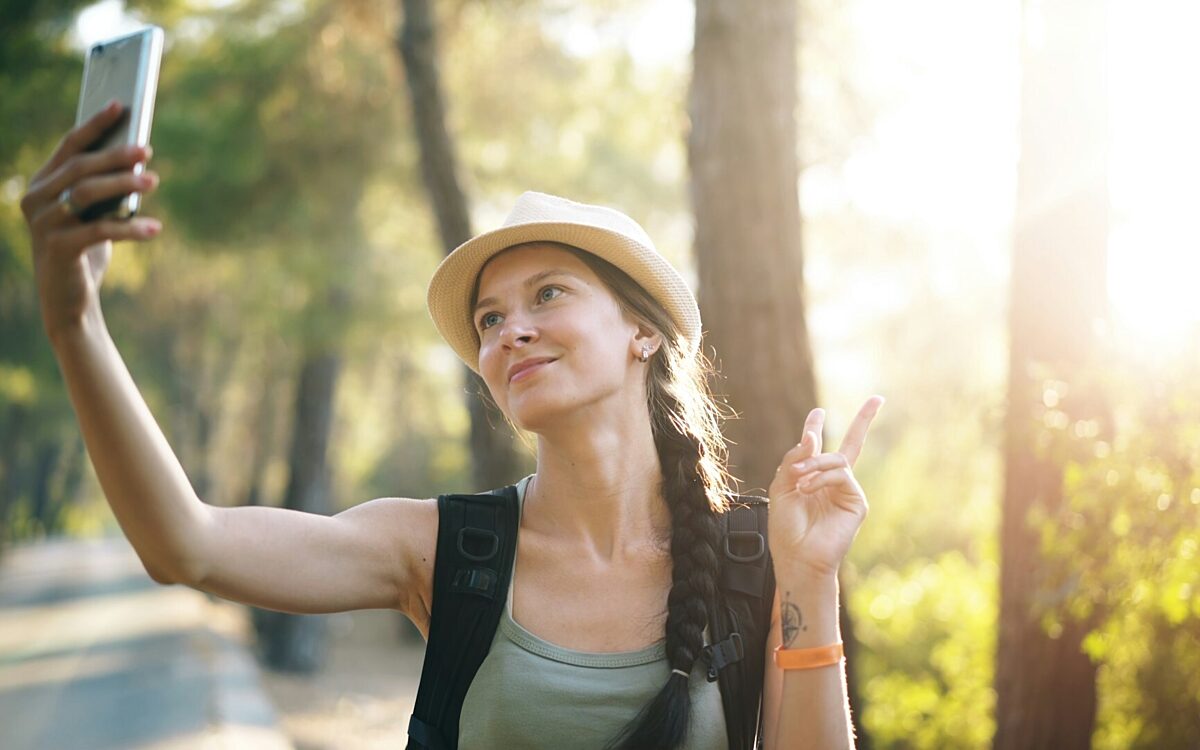 Handy im Urlaub - unsplash.com Handy im Urlaub - unsplash.com