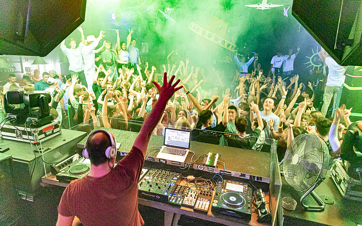 2021 10 15 Airport 9 2021 10 15 Airport 9