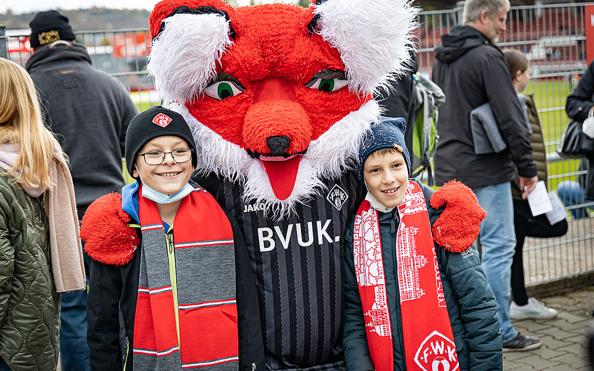 2021 10 23 FWK Kickers 4 2021 10 23 FWK Kickers 4