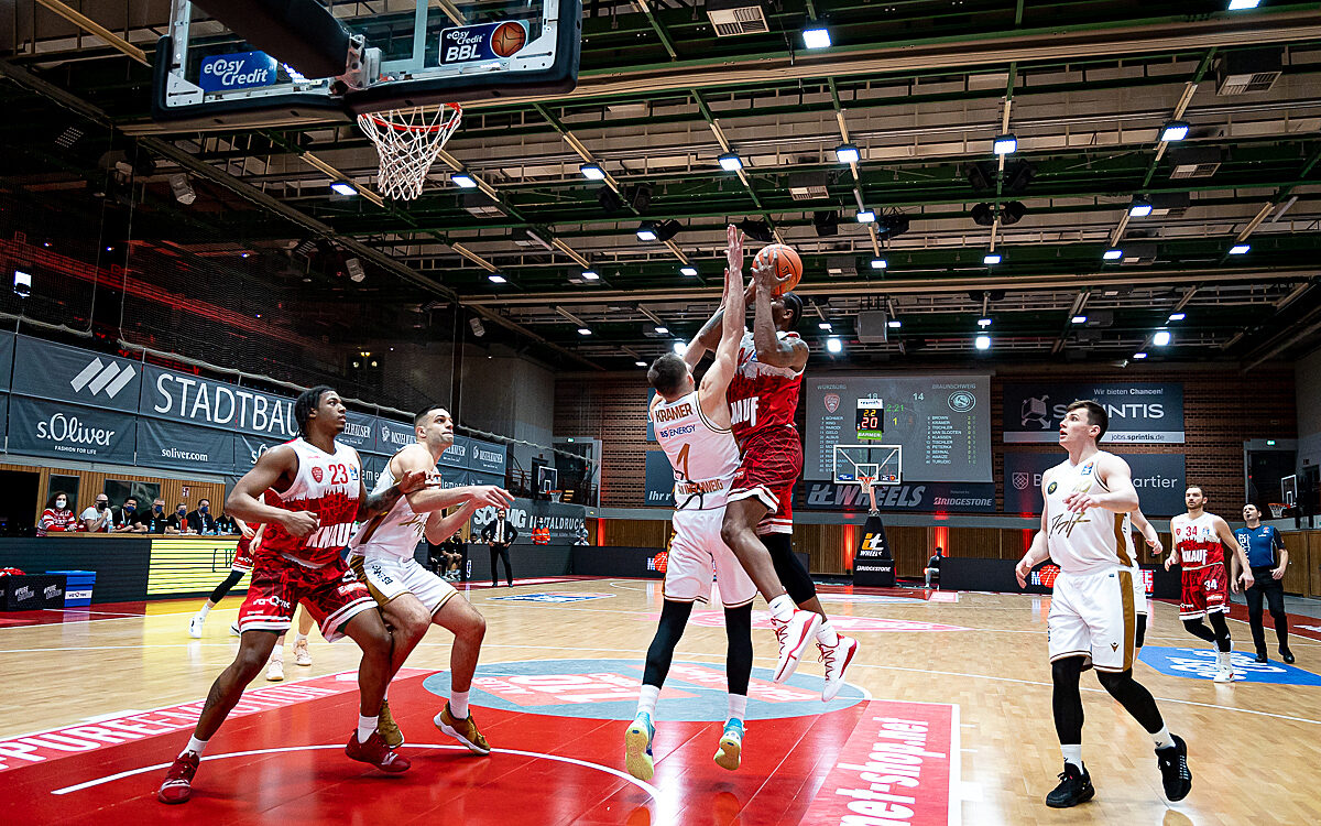 2021 12 12 s Oliver Baskets 19 2021 12 12 s Oliver Baskets 19