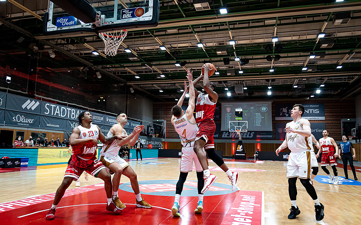 2021 12 12 s Oliver Baskets 20 2021 12 12 s Oliver Baskets 20