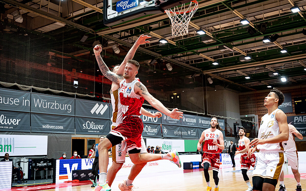 2021 12 12 s Oliver Baskets 39 2021 12 12 s Oliver Baskets 39