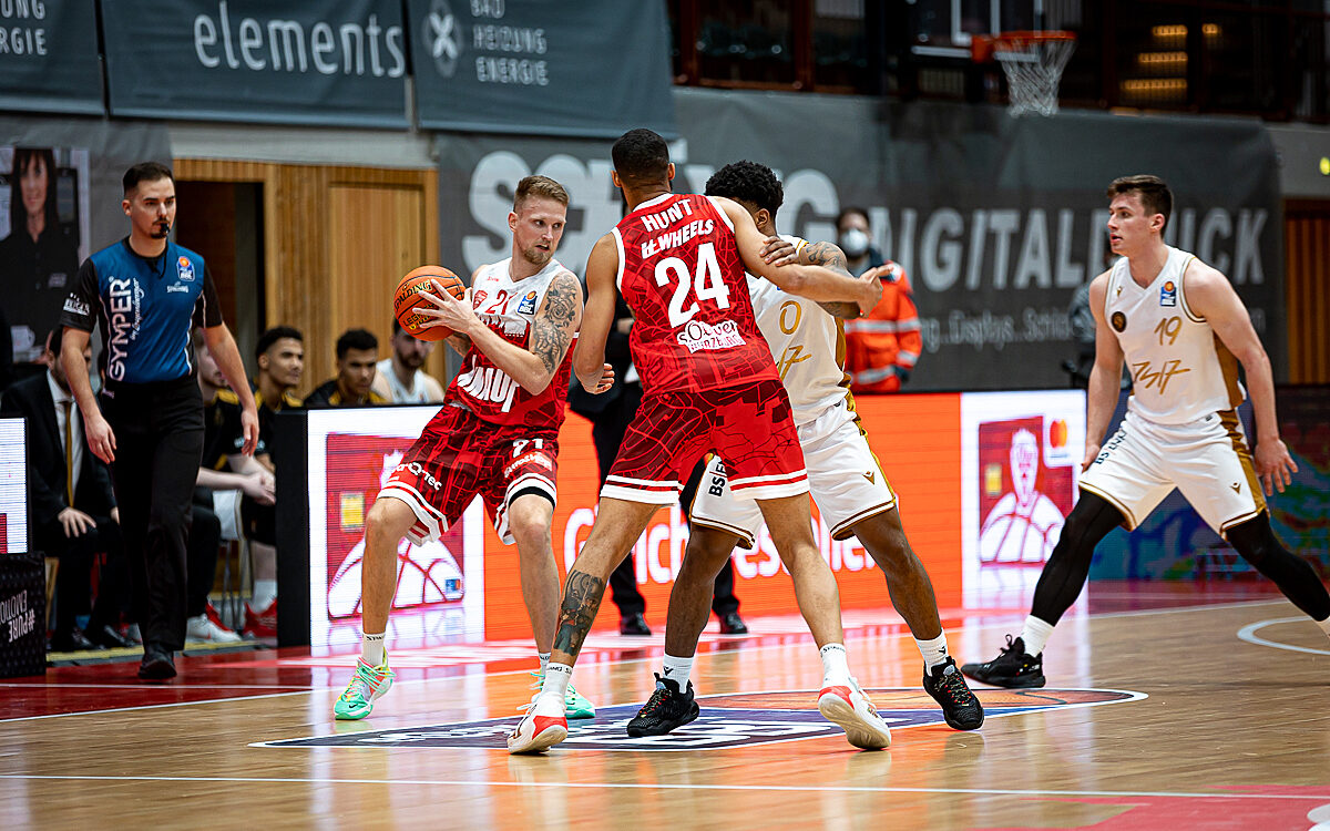 2021 12 12 s Oliver Baskets 46 2021 12 12 s Oliver Baskets 46