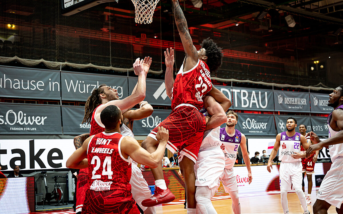 2021 12 27 s Oliver Baskets 12 2021 12 27 s Oliver Baskets 12