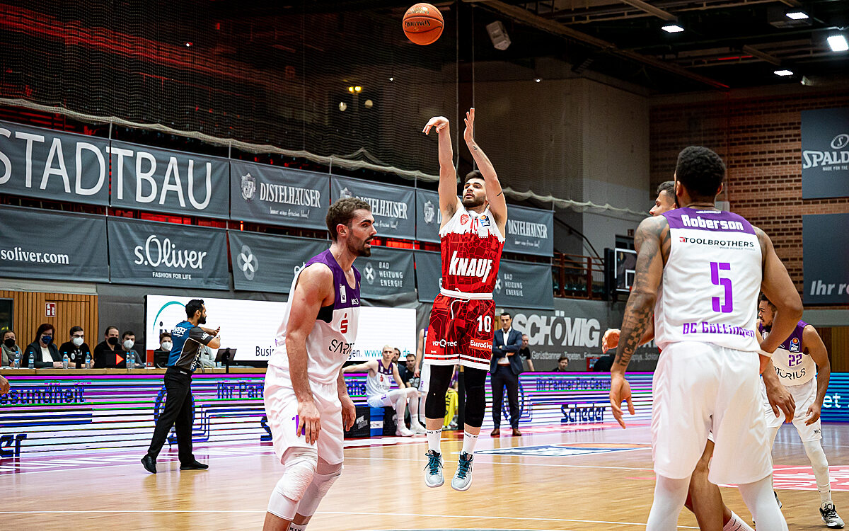 2021 12 27 s Oliver Baskets 38 2021 12 27 s Oliver Baskets 38