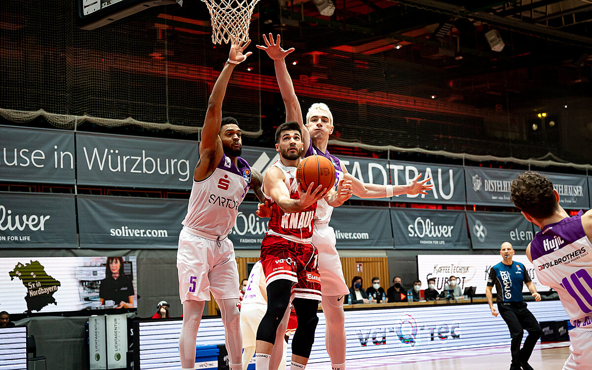 2021 12 27 s Oliver Baskets 41 2021 12 27 s Oliver Baskets 41