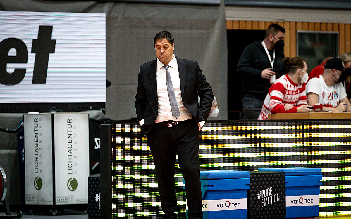 2021 12 27 s Oliver Baskets 6 2021 12 27 s Oliver Baskets 6