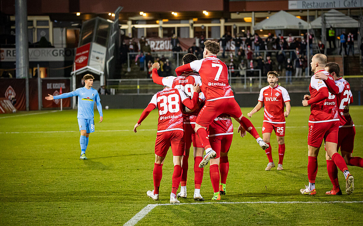 2022 01 28 FWK Kickers 34 2022 01 28 FWK Kickers 34