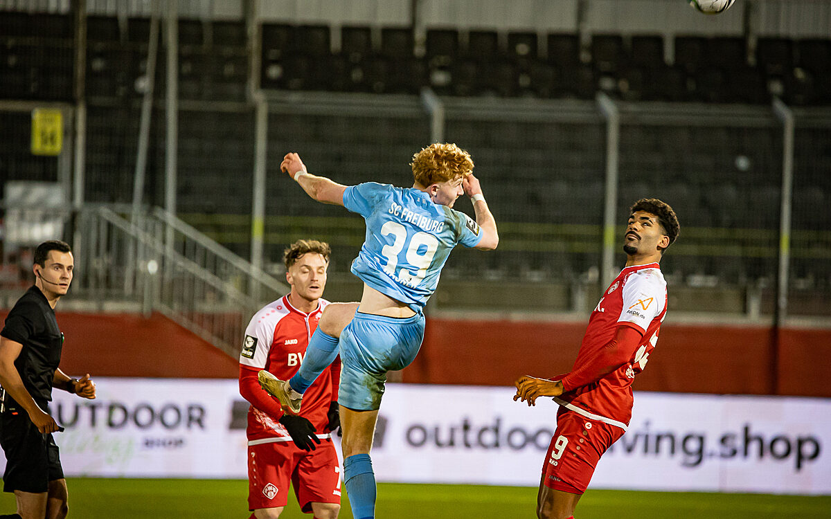 2022 01 28 FWK Kickers 54 2022 01 28 FWK Kickers 54