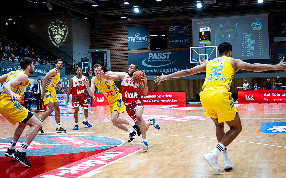 2022 01 30 s Oliver Baskets 16 2022 01 30 s Oliver Baskets 16