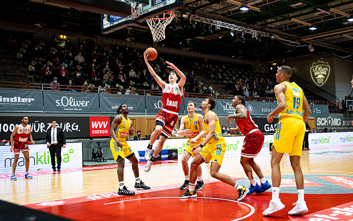 2022 01 30 s Oliver Baskets 35 2022 01 30 s Oliver Baskets 35