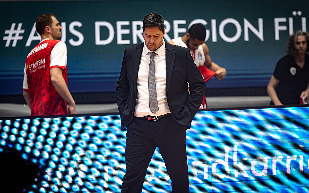 2022 02 06 s Oliver Baskets 21 2022 02 06 s Oliver Baskets 21