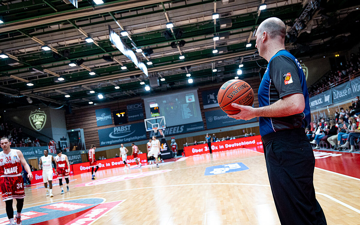 2022 02 06 s Oliver Baskets 33 2022 02 06 s Oliver Baskets 33