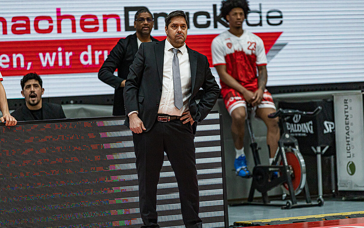 2022 02 06 s Oliver Baskets 55 2022 02 06 s Oliver Baskets 55