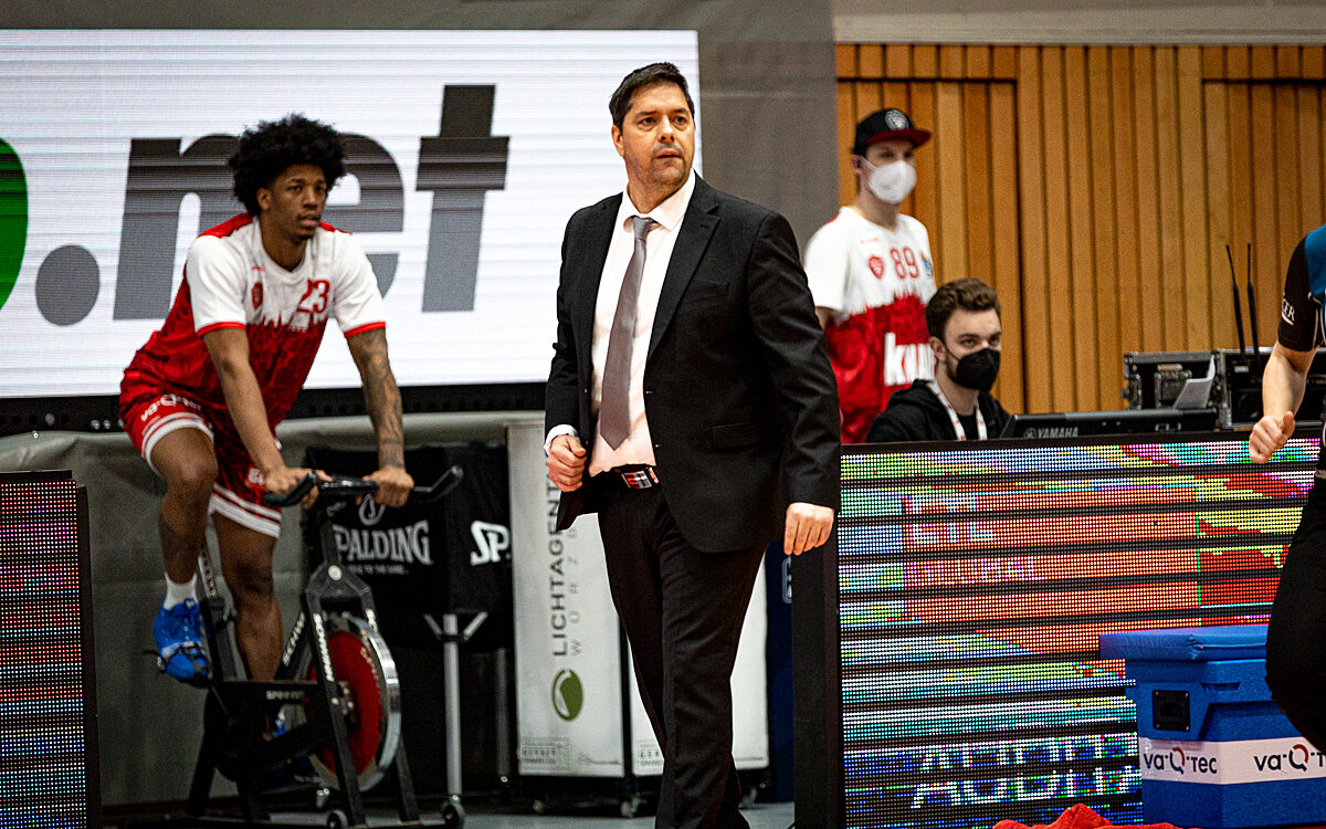 2022 02 06 s Oliver Baskets 58 2022 02 06 s Oliver Baskets 58