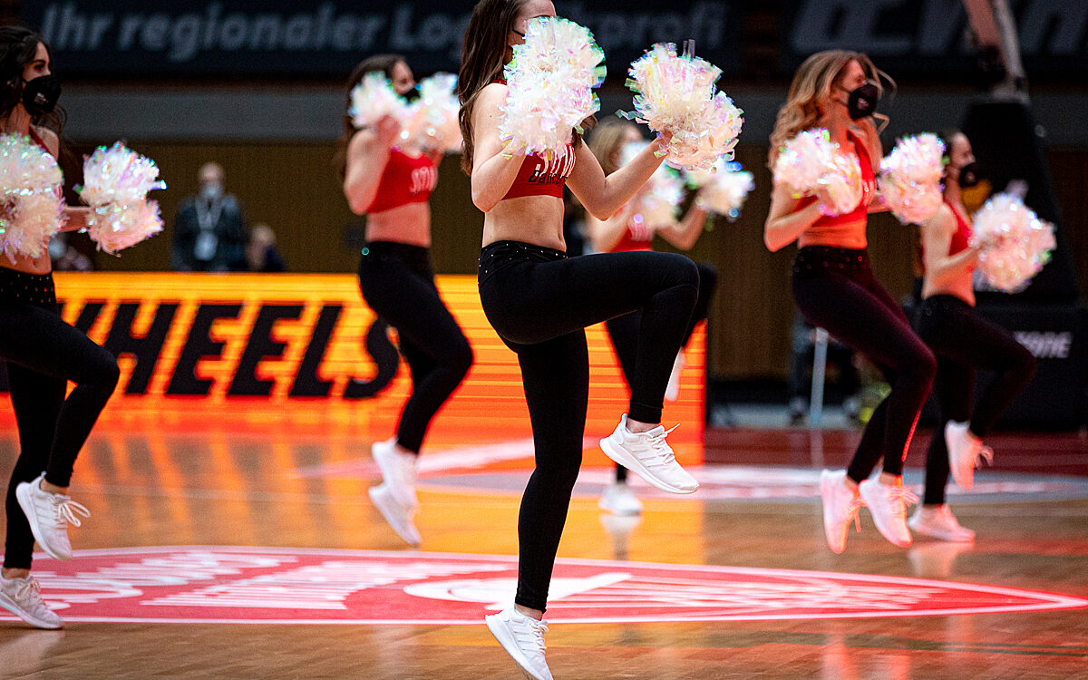 2022 02 06 s Oliver Baskets 69 2022 02 06 s Oliver Baskets 69