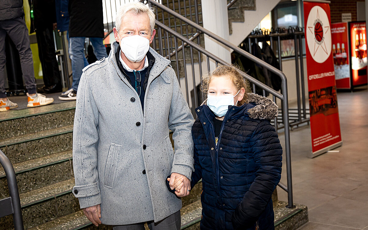 2022 02 06 s Oliver Baskets 7 2022 02 06 s Oliver Baskets 7