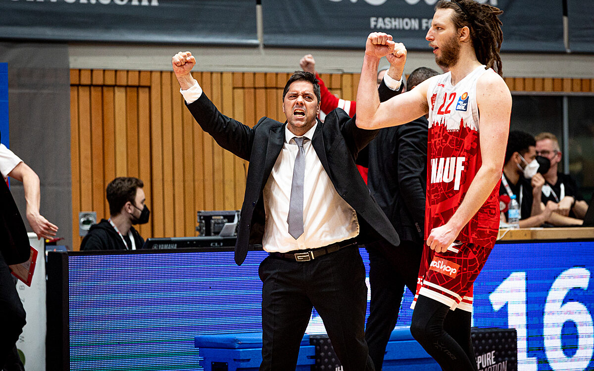 2022 02 06 s Oliver Baskets 77 2022 02 06 s Oliver Baskets 77