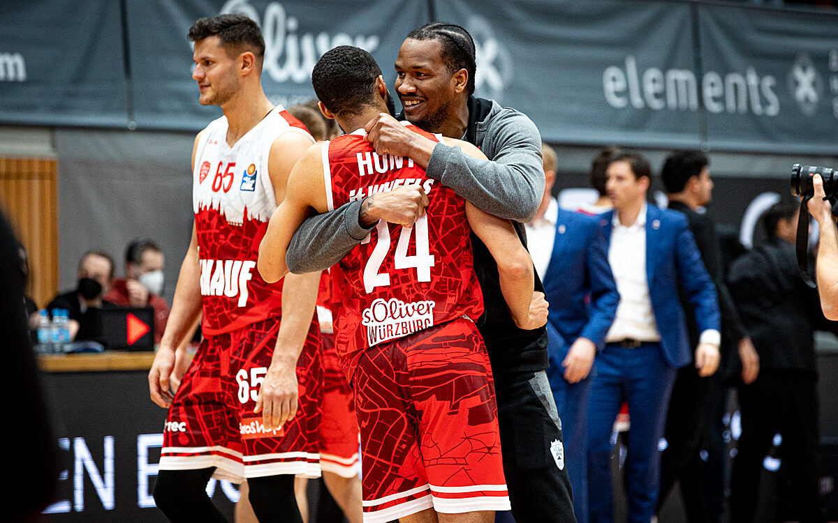 2022 02 06 s Oliver Baskets 82 2022 02 06 s Oliver Baskets 82