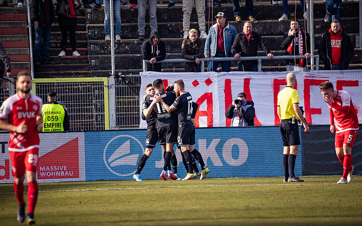 2022 02 12 FWK Kickers 100 2022 02 12 FWK Kickers 100