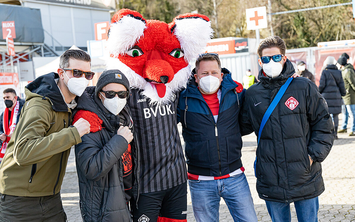 2022 02 12 FWK Kickers 65 2022 02 12 FWK Kickers 65