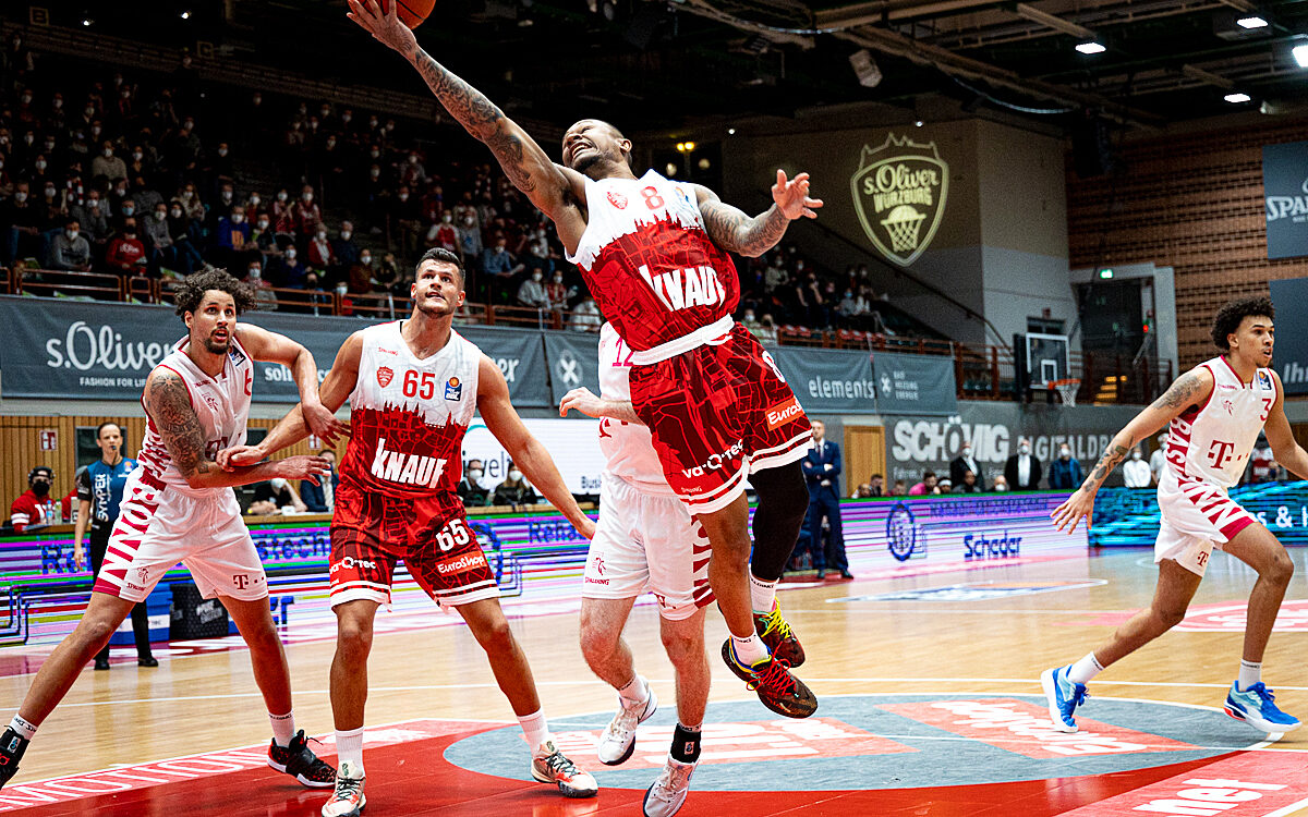 2022 02 16 s Oliver Baskets 16 2022 02 16 s Oliver Baskets 16