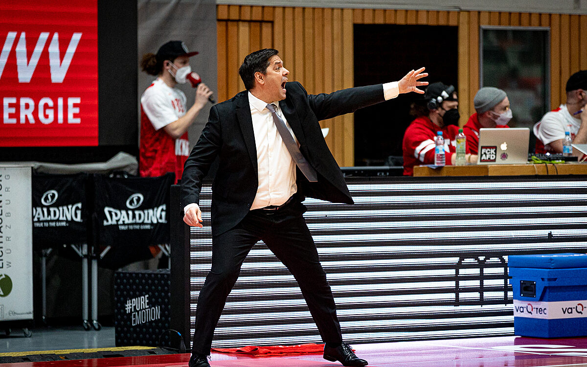 2022 02 16 s Oliver Baskets 39 2022 02 16 s Oliver Baskets 39