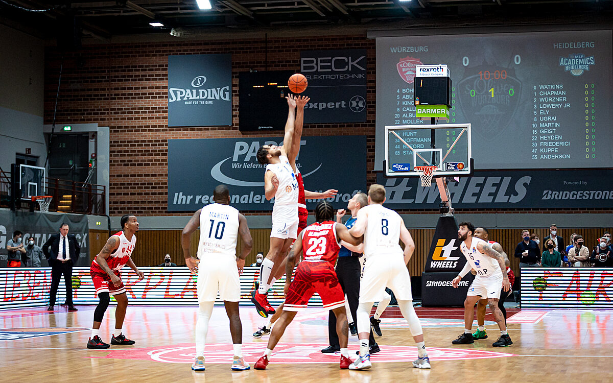 2022 03 19 s Oliver Baskets 25 2022 03 19 s Oliver Baskets 25