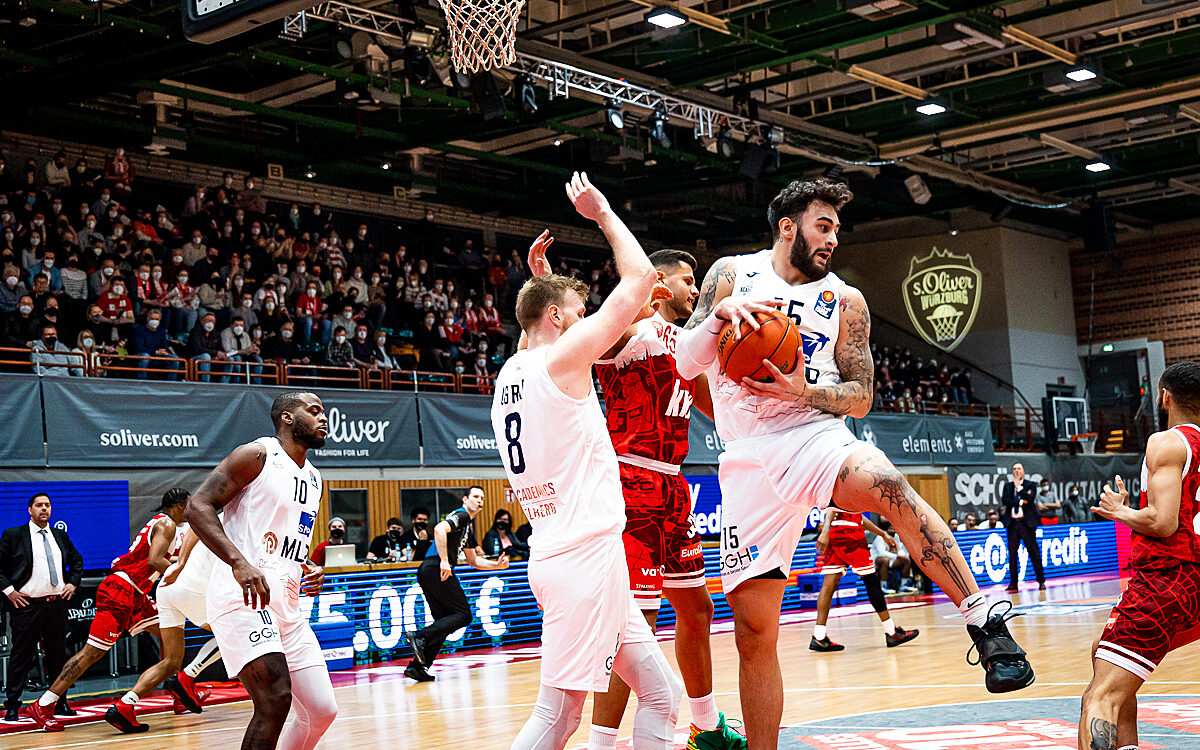 2022 03 19 s Oliver Baskets 30 2022 03 19 s Oliver Baskets 30