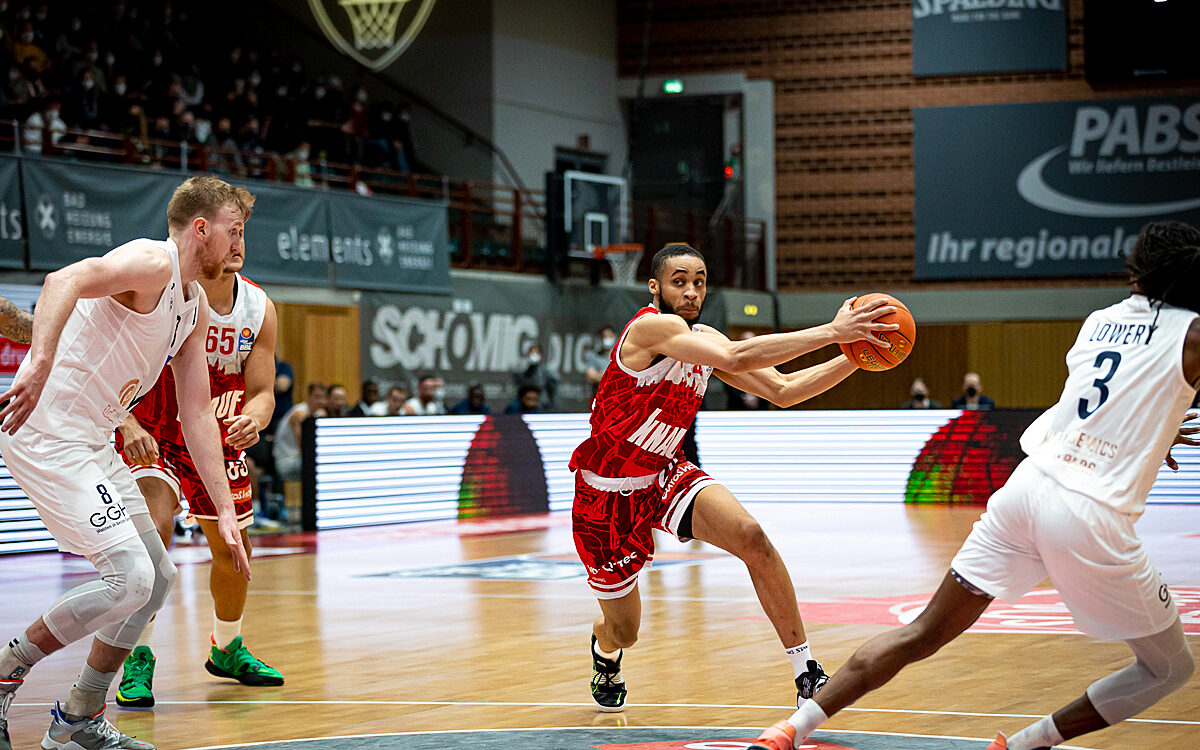 2022 03 19 s Oliver Baskets 56 2022 03 19 s Oliver Baskets 56