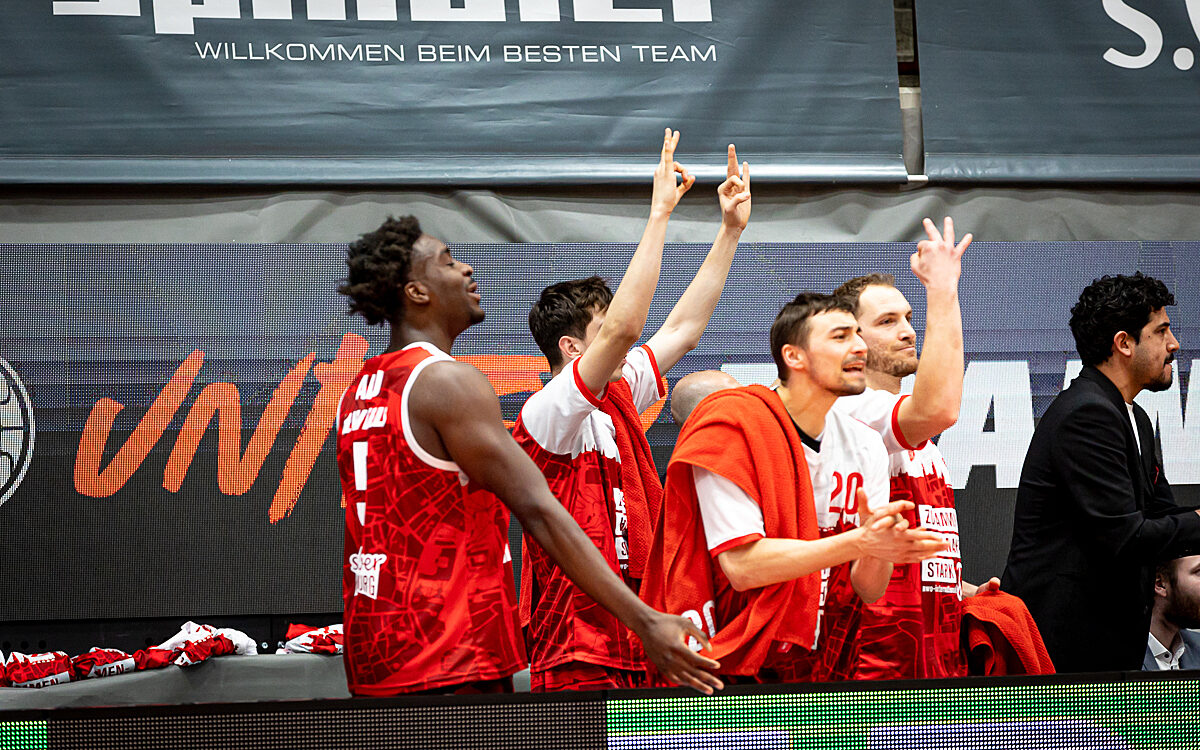 2022 03 19 s Oliver Baskets 57 2022 03 19 s Oliver Baskets 57