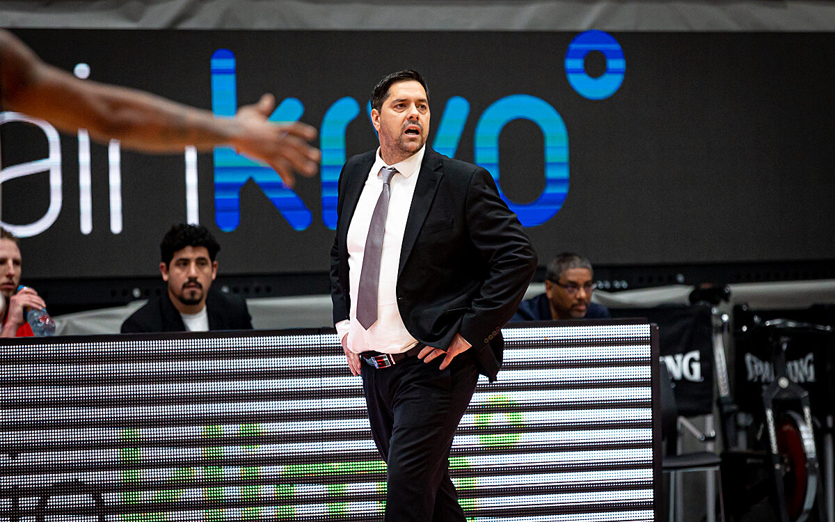 2022 03 19 s Oliver Baskets 61 2022 03 19 s Oliver Baskets 61