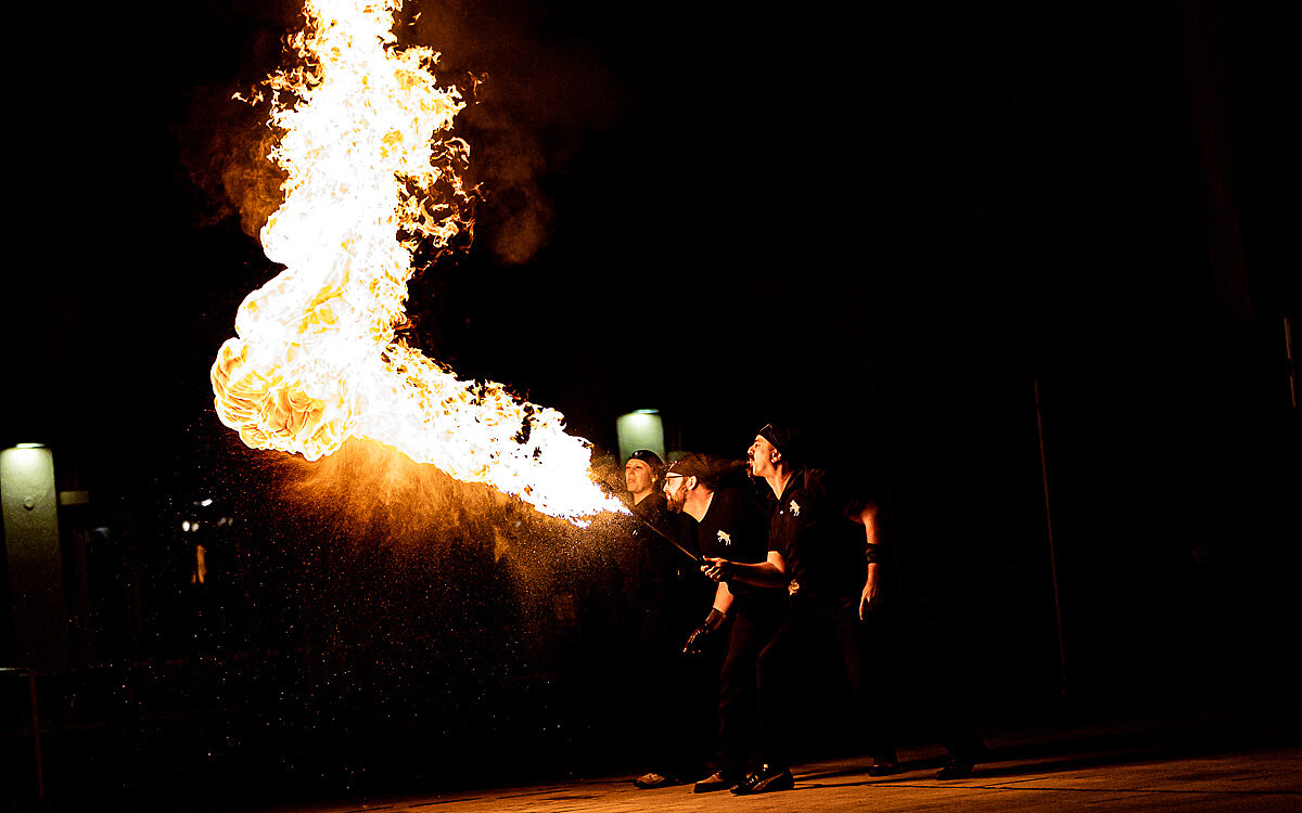 2022 03 27 Feuershow Rathausplatz 18 2022 03 27 Feuershow Rathausplatz 18