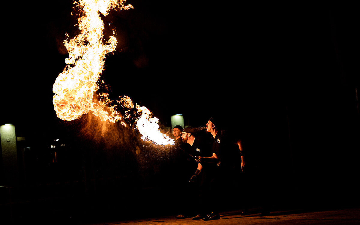 2022 03 27 Feuershow Rathausplatz 19 2022 03 27 Feuershow Rathausplatz 19