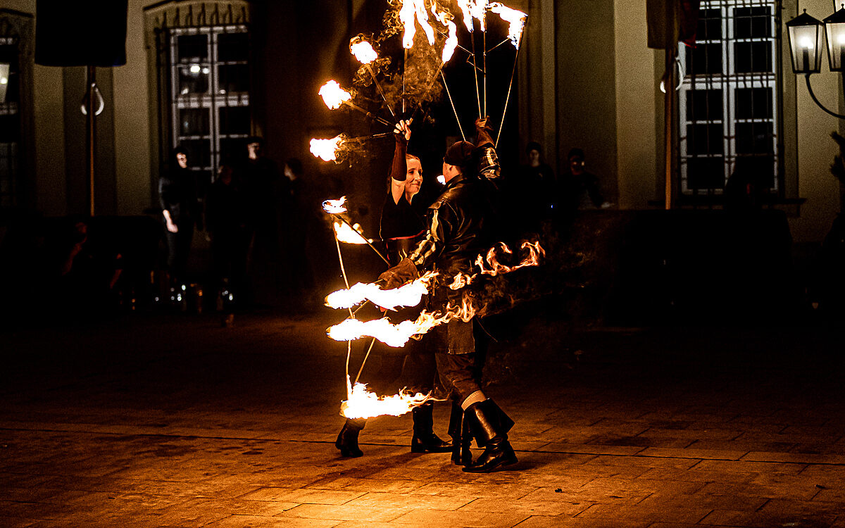 2022 03 27 Feuershow Rathausplatz 31 2022 03 27 Feuershow Rathausplatz 31