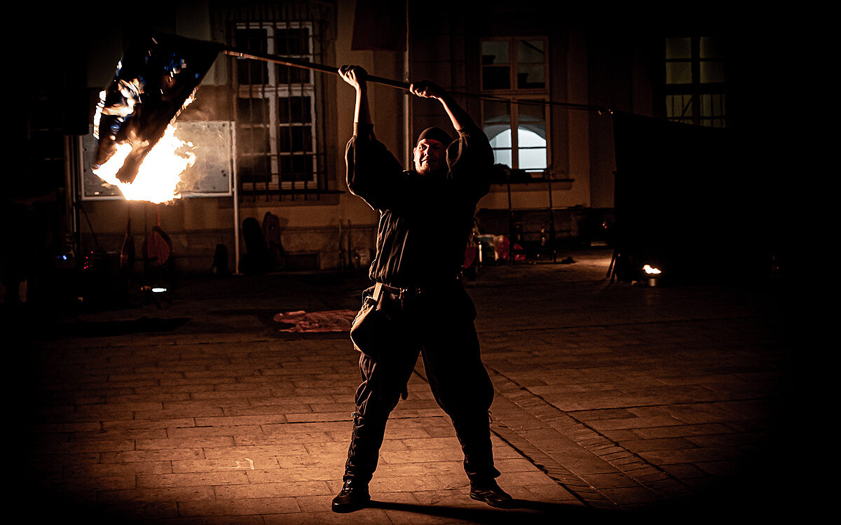 2022 03 27 Feuershow Rathausplatz 51 2022 03 27 Feuershow Rathausplatz 51