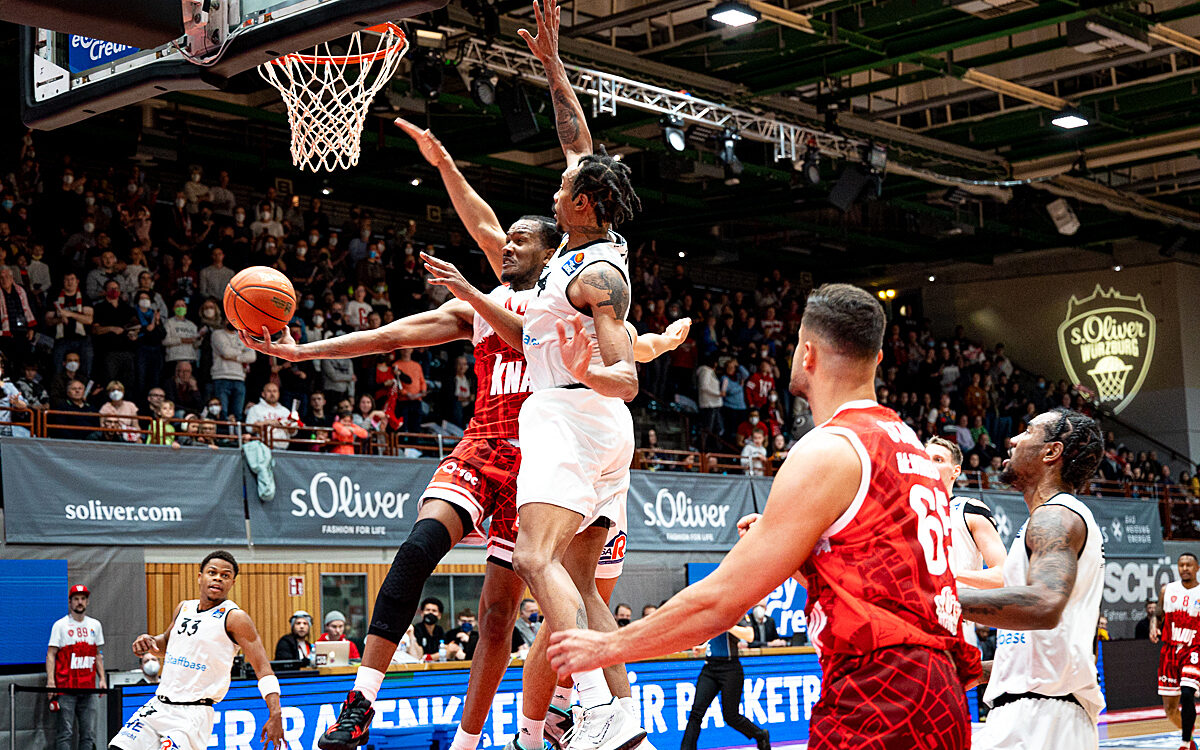 2022 04 03 s Oliver Baskets 29 2022 04 03 s Oliver Baskets 29