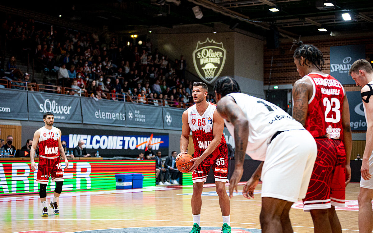 2022 04 03 s Oliver Baskets 35 2022 04 03 s Oliver Baskets 35