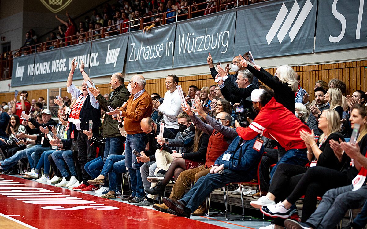 2022 04 03 s Oliver Baskets 43 2022 04 03 s Oliver Baskets 43