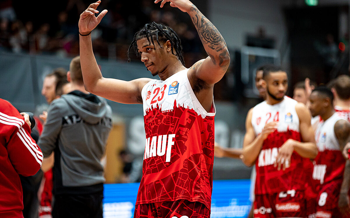 2022 04 03 s Oliver Baskets 73 2022 04 03 s Oliver Baskets 73