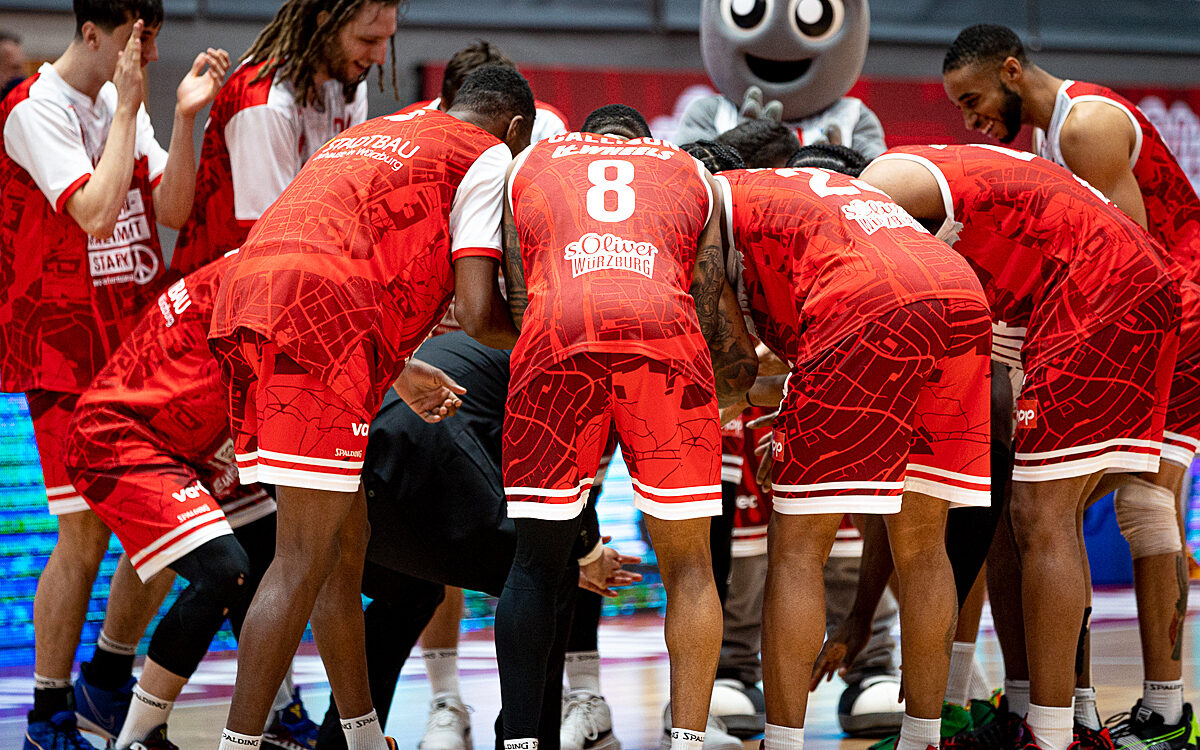 2022 04 03 s Oliver Baskets 87 2022 04 03 s Oliver Baskets 87